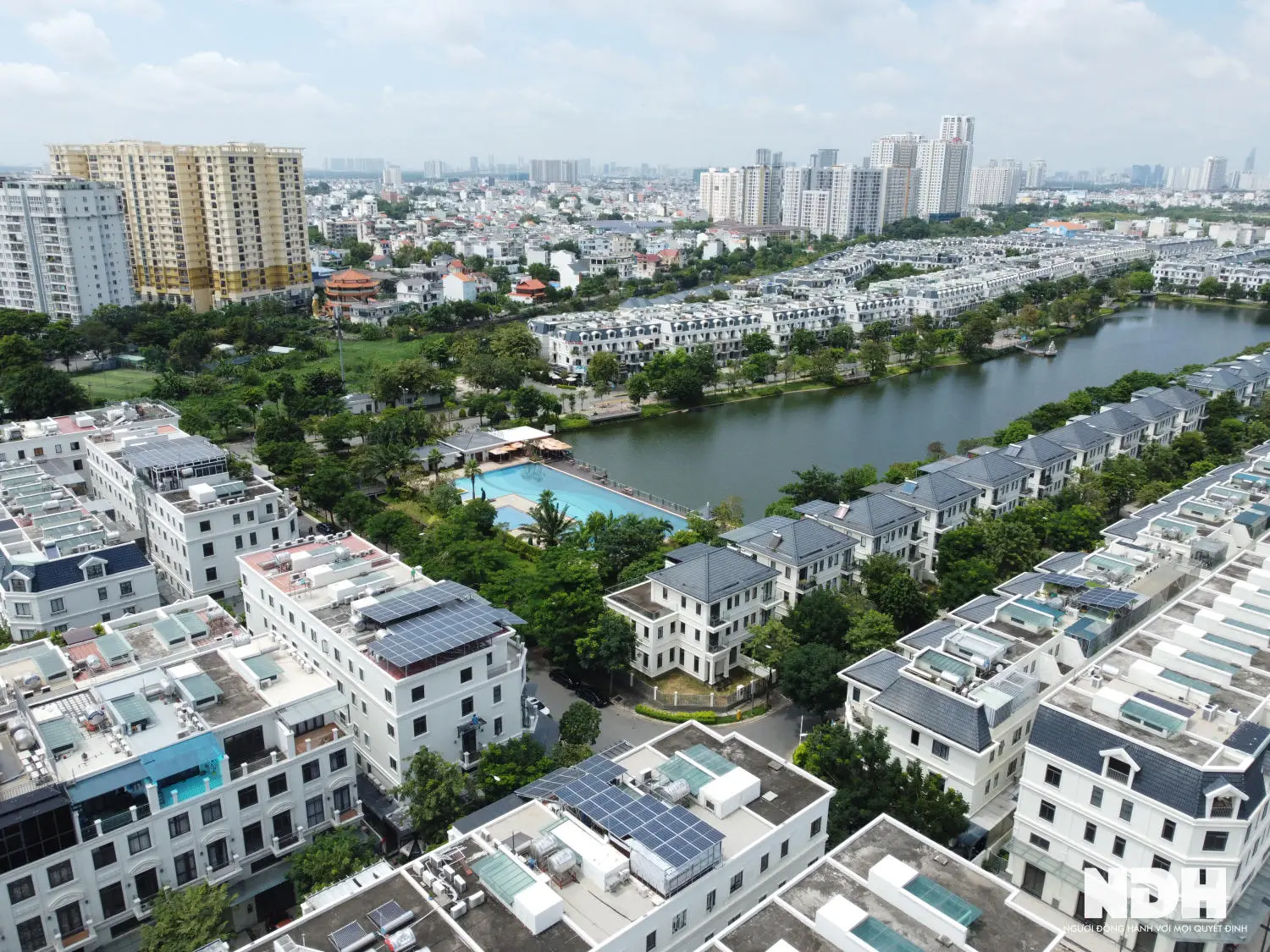 Đây là dự án khu đô thị đầu tiên do Novaland triển khai xây dựng tại phía Đông TP HCM, đã được hoàn thành cách đây vài năm
