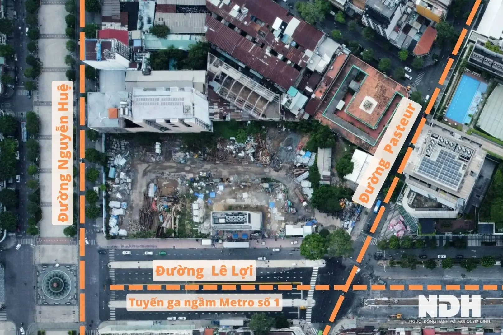 Khu đất trống 2 mặt tiền đường Lê Lợi - Nguyễn Huệ có diện tích hơn 9.000 m2, do Satra quản lý