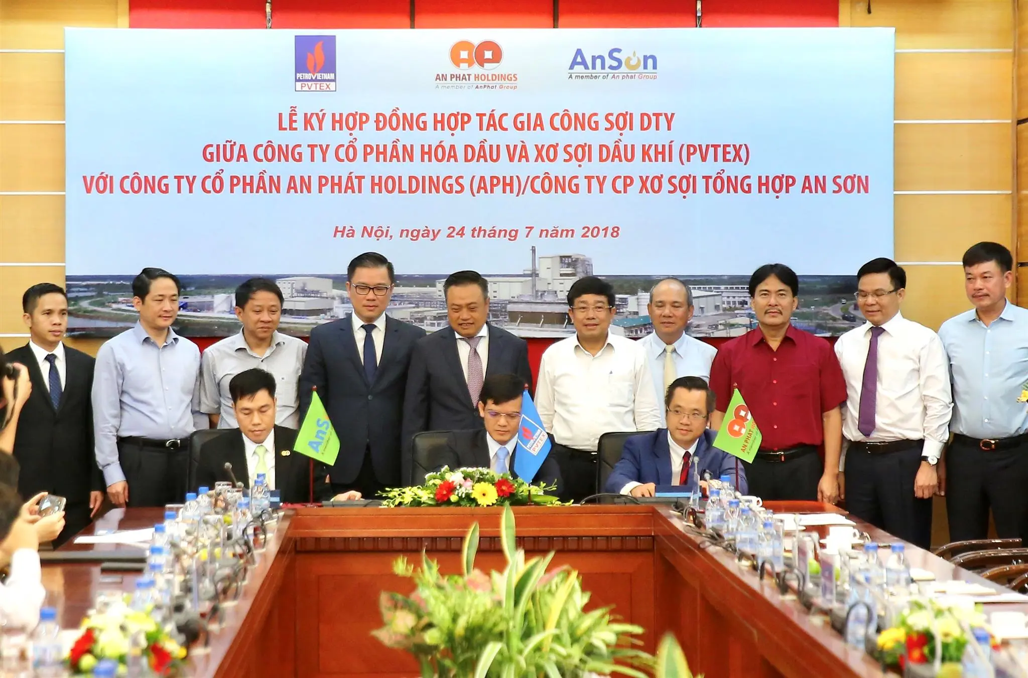 Lễ ký hợp đồng hợp tác gia công sợi DTY giữa PVTEX và An Sơn
