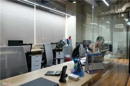 Mỗi văn phòng nhỏ này có sức chứa cho một công ty khoảng 10 nhân viên