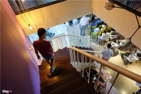 Ngoài không gian chung, Dreamplex cũng có hai tầng dành cho các công ty nhỏ muốn có không gian riêng