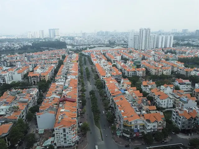 Thị trường bất động sản thiếu vốn huy động