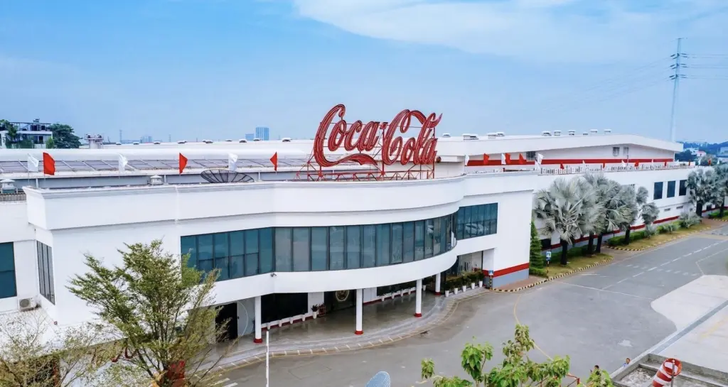 Tập đoàn Hong Kong chi hơn 1 tỷ USD mua lại một phần Coca-Cola tại Việt Nam và Campuchia