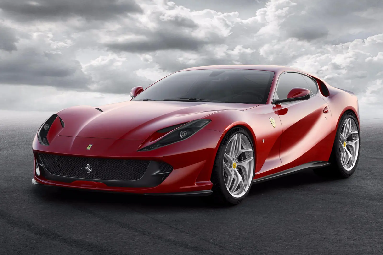 Siêu xe Ferrari 812 Superfast màu đỏ