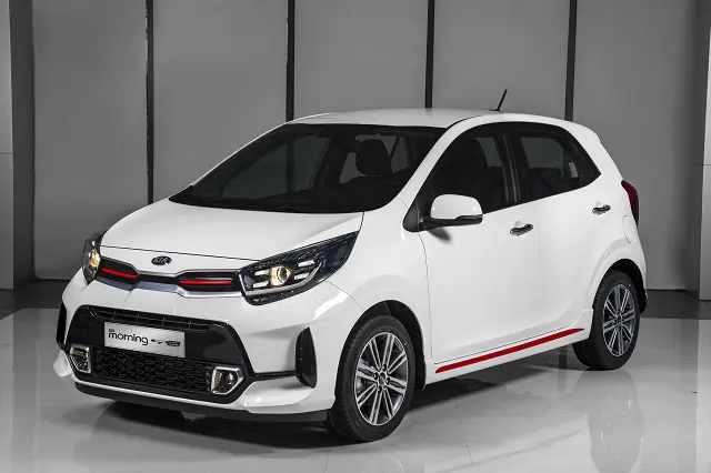 Xe Kia Morning thế hệ mới màu trắng trong phòng trưng bày