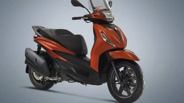 Xe tay ga Piaggio Beverly 400 HPE màu cam
